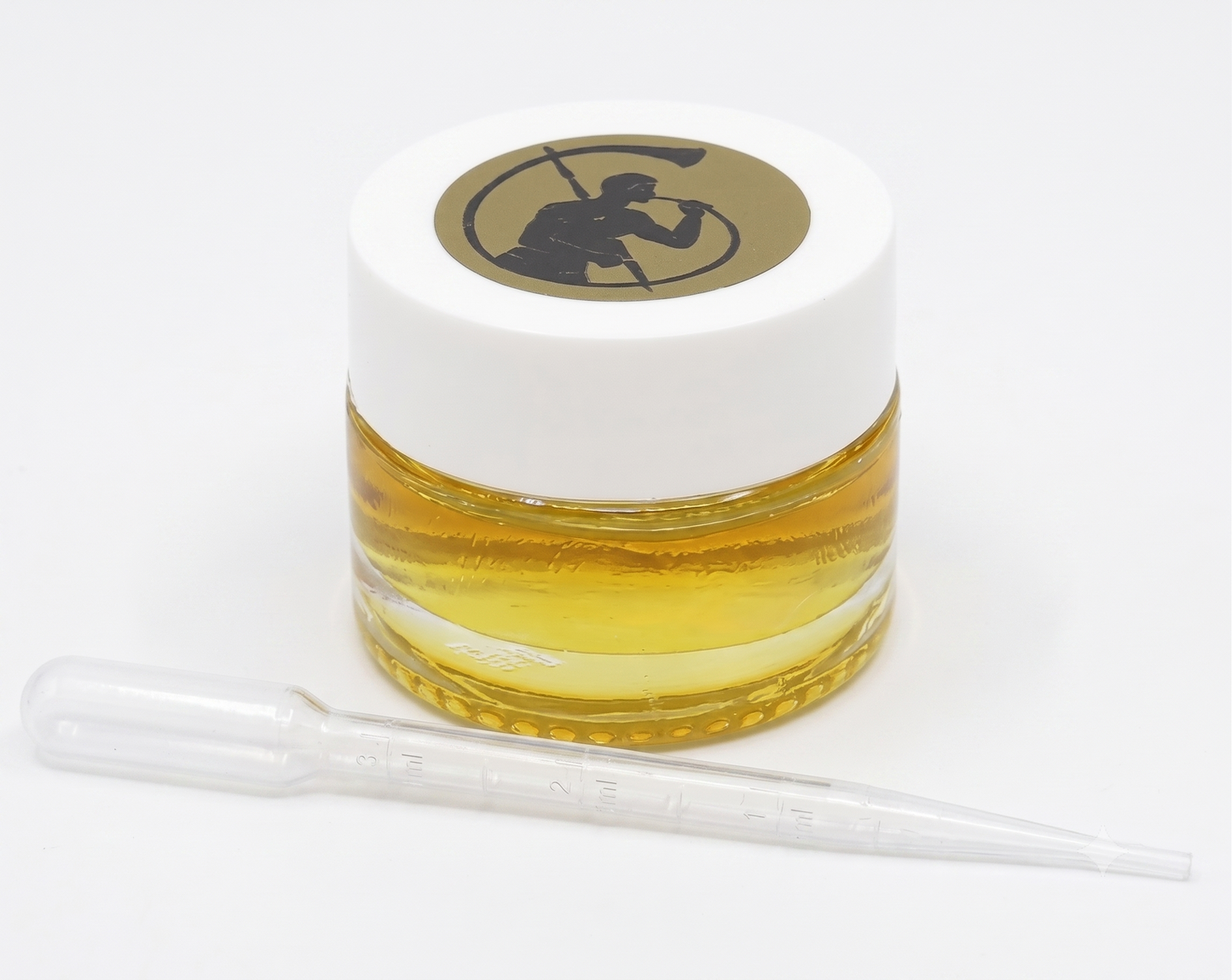 Gold Note turntable bearing oil in a 5ml glass vessel, shown with an included plastic pipette for precise application.