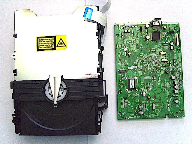 Toshiba DVD Mechanism & DVD PCB DR19DTKTB (79104571)